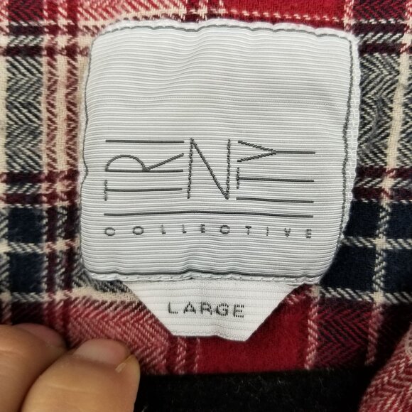 Trinity Shirt Womens Large Red Plaid 100% Cotton Flannel Button Down Pockets - Picture 2 of 10
